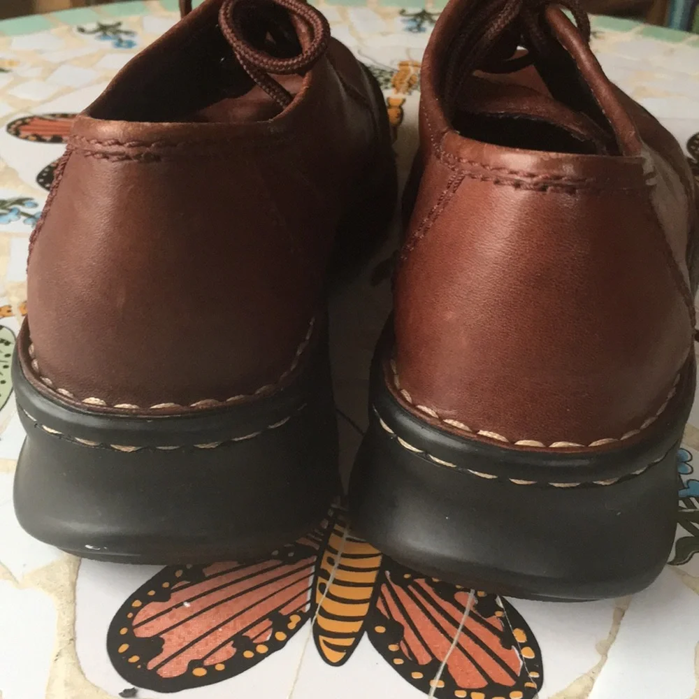 Bass leather shoes